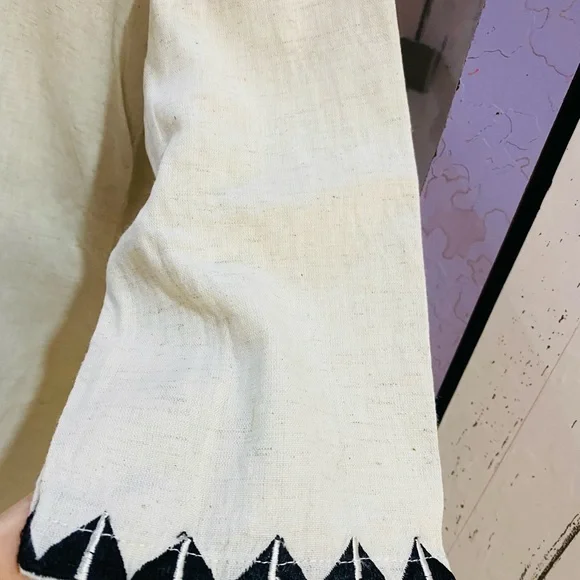 Beautiful dress for Khadi lover, size L,with enough margin inside on both sides - Picture 5 of 10